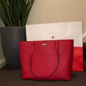 100% authentic Kate spade laurel way Jaelyn bag